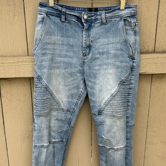 Cotton On Slim Denim Jogger Jeans Moto Style Distressed Sz 32 High Waist - Picture 2 of 7